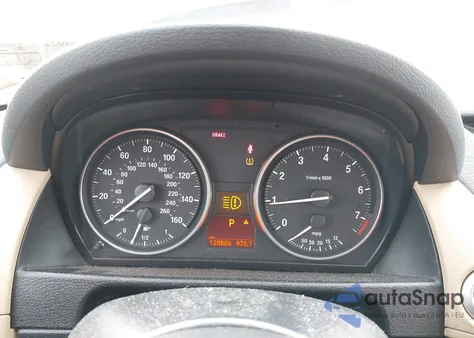 2014 BMW X1 xDrive28I z USA, uszkodzony, nr VIN WBAVL1C5XEVY16215